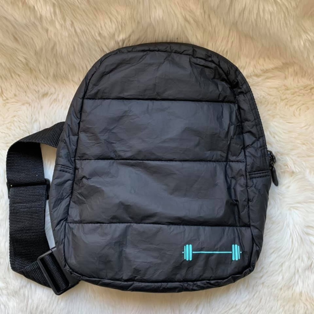 Crossover gym bag